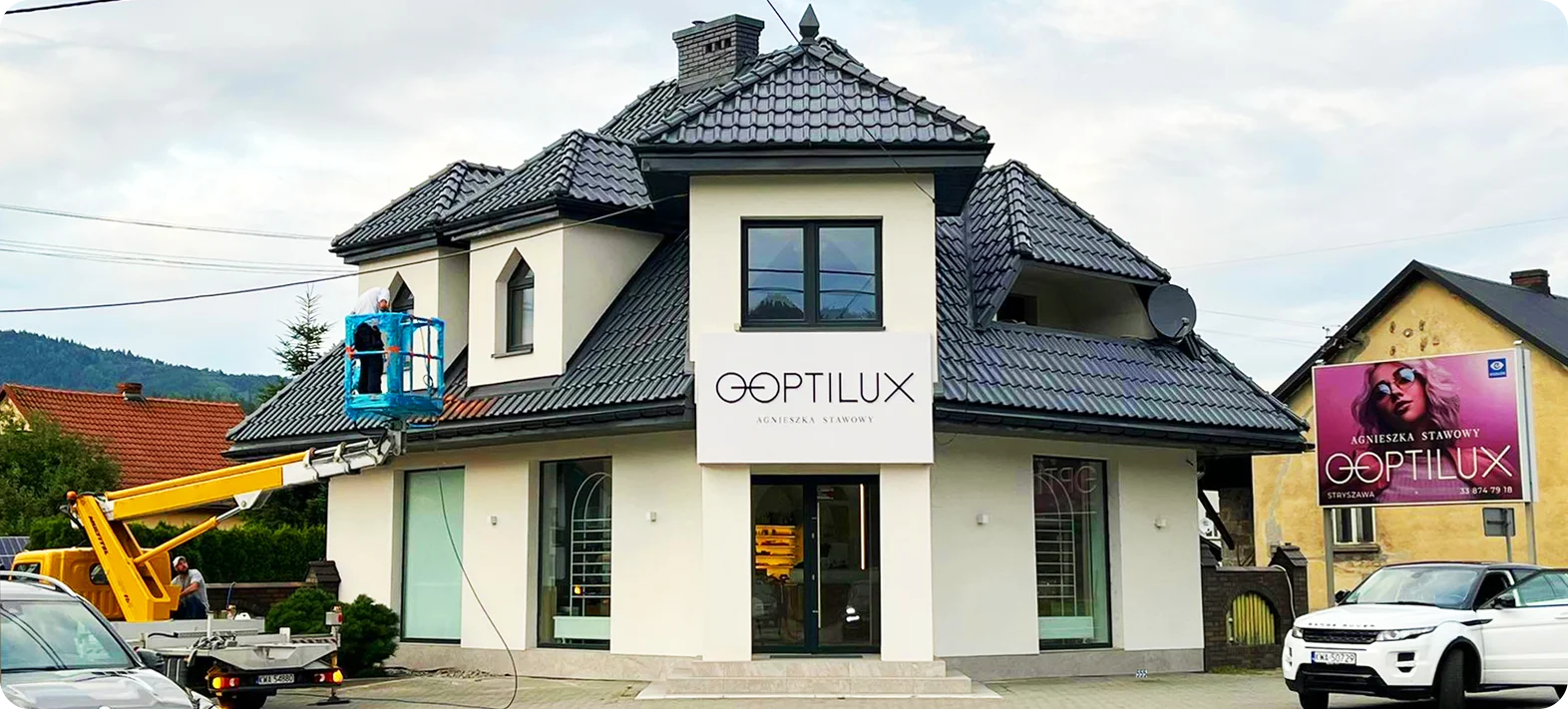 How to change the color of a tile? That is, painting roofs and tiles