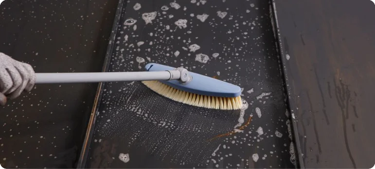Skutecznie działające środki do czyszczenia blachy