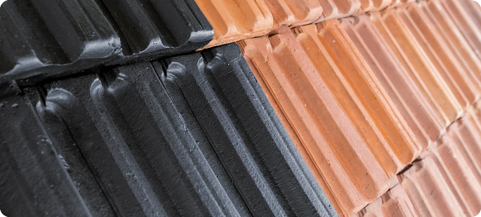 Malowanie dachówek ceramicznych – dlaczego warto zdecydować się na farbę poliuretanową?